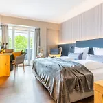 Szálloda Arthotel Bakker 3*