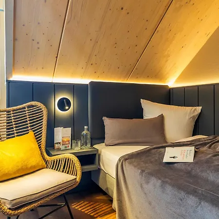 Arthotel Bakker ホテル 3*