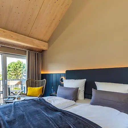 ホテル Arthotel Bakker