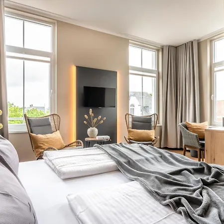 Arthotel Bakker فندق