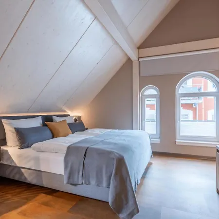 ホテル Arthotel Bakker