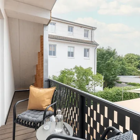ホテル Arthotel Bakker 3*